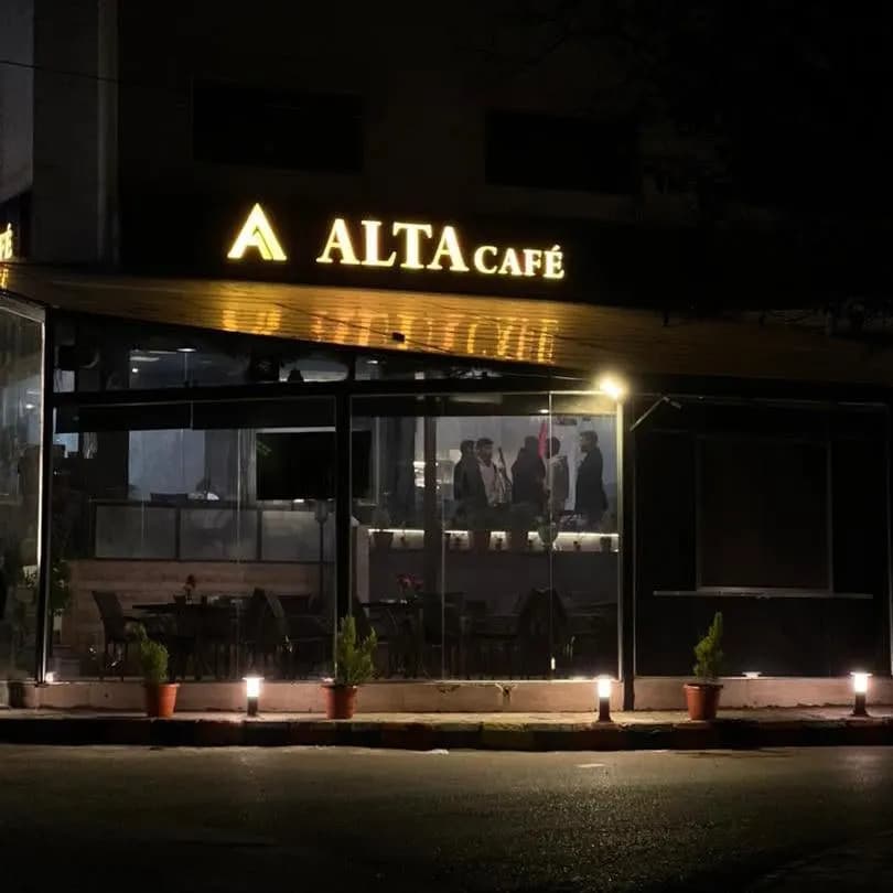 Alta cafe