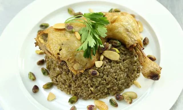 وجبة فريكة دجاج (شخص)