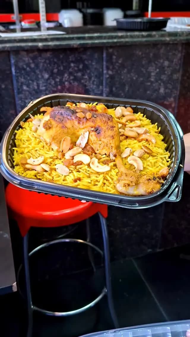 عوافي - ساحة العباسيين