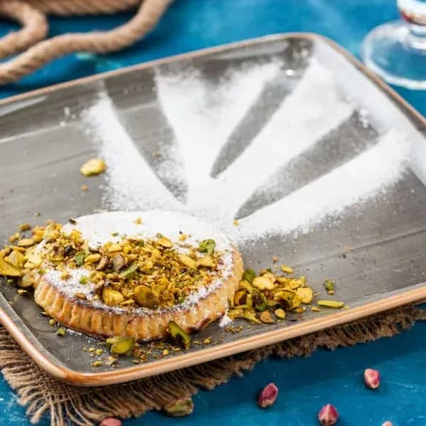 معمول بالجبنة