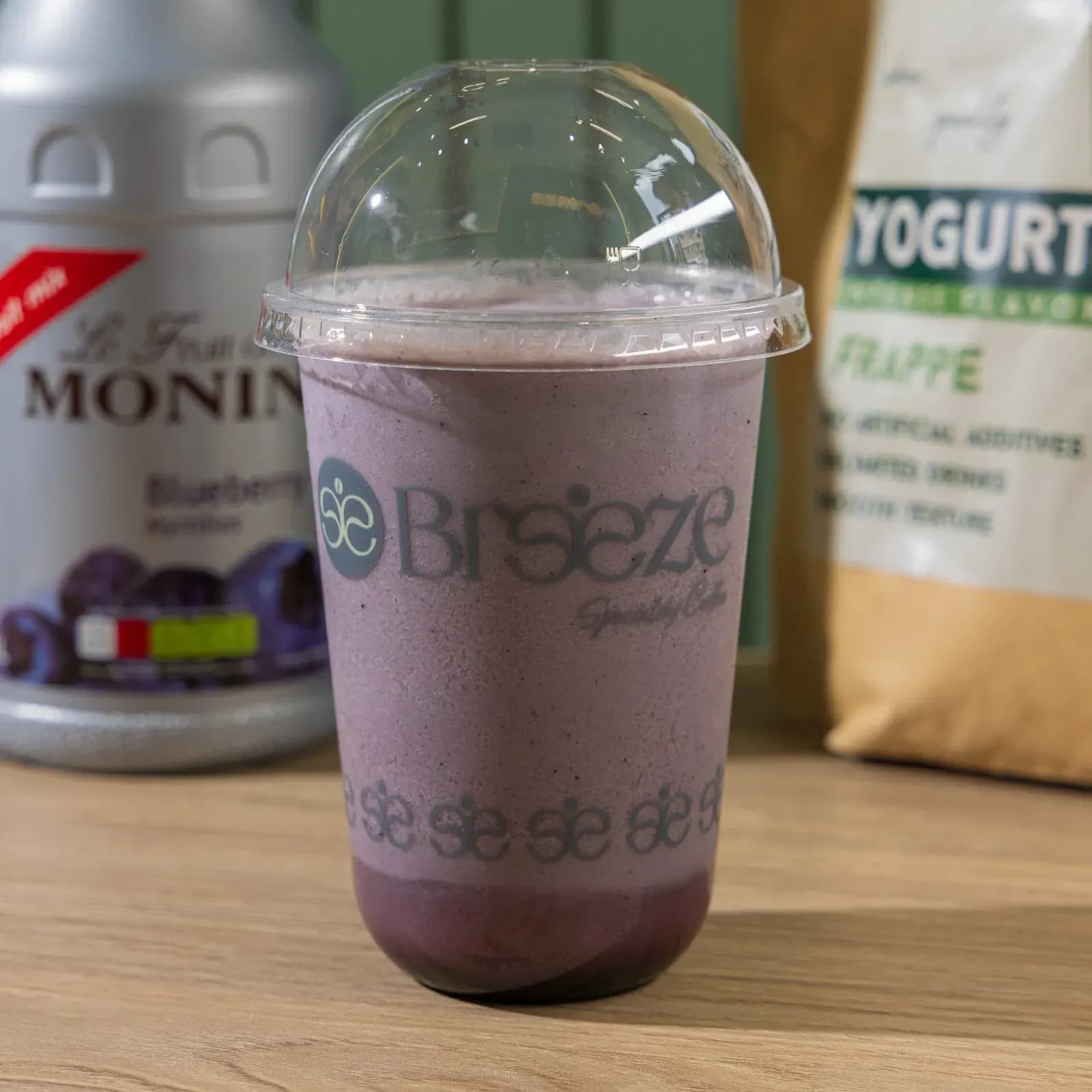 YOGURT FRAPPE BLUEBERRY