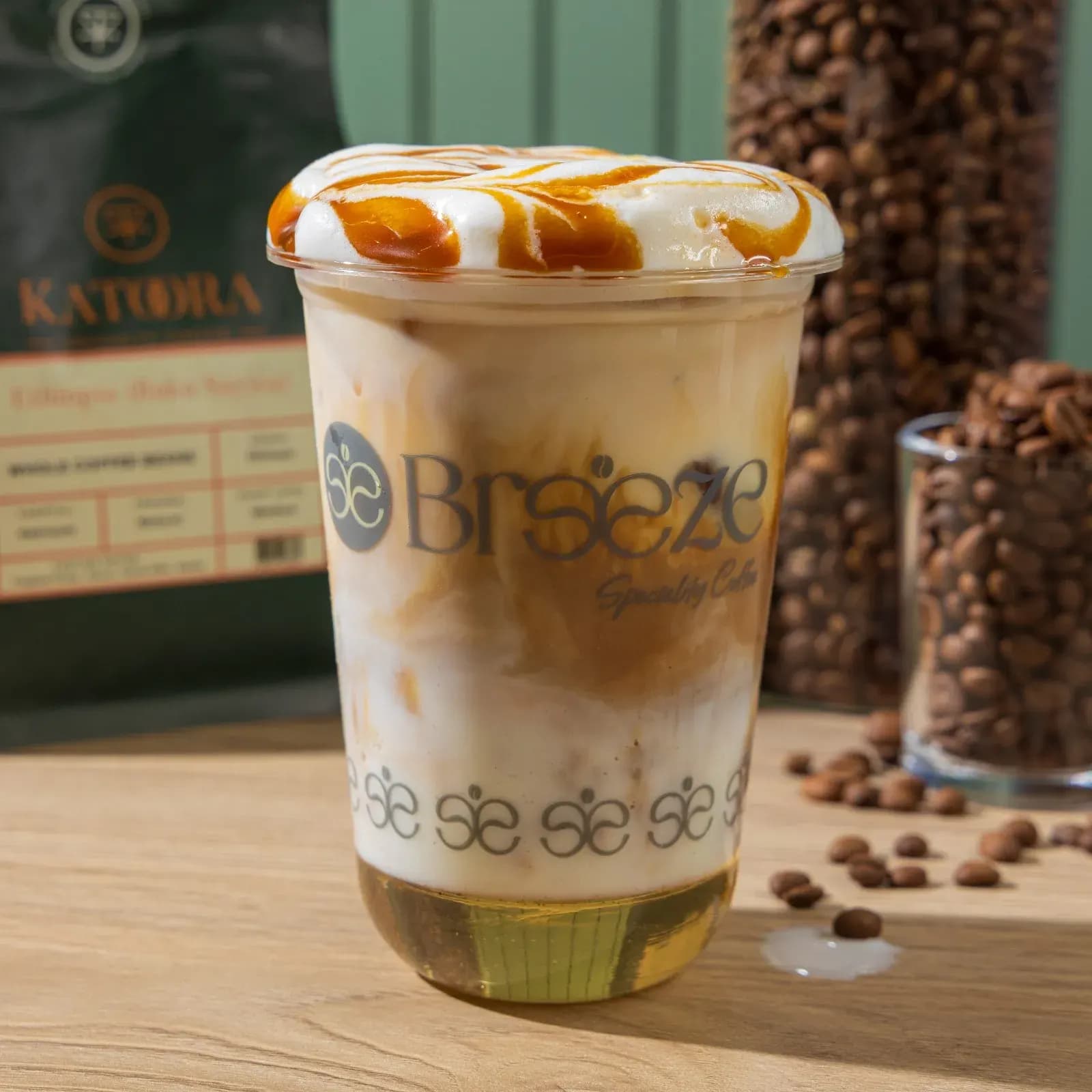 ICED CARAMEL MACCHIATO