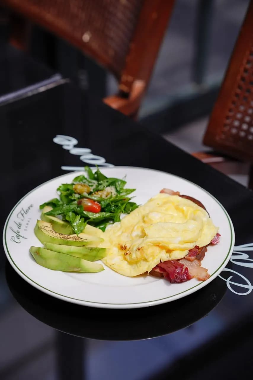 Cheese omelette