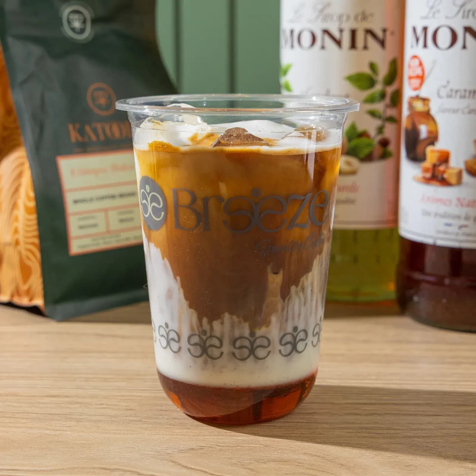 ICED CARAMEL LATTE