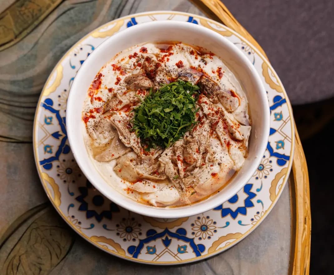فتة دجاج